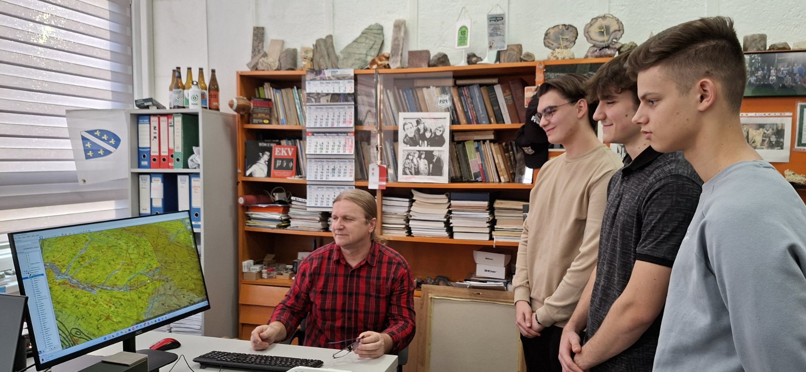 Boravak učenika IV razreda Behram-begove medrese iz Tuzle na Rudarsko-geološko-građevinskom fakultetu u Tuzli u cilju prikupljanja informacija o istraživanju i eksploataciji litijuma